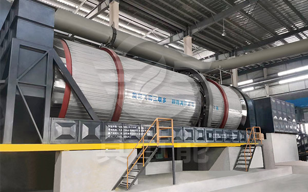 化工污泥烘干設(shè)備運(yùn)行現(xiàn)場 化工污泥烘干設(shè)備運(yùn)行現(xiàn)場